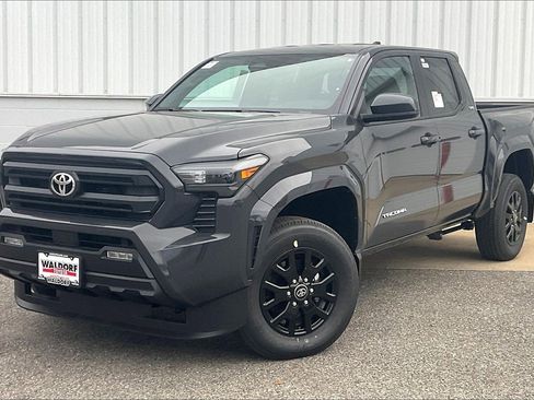 New 2025 Toyota Tacoma SR5 image 2