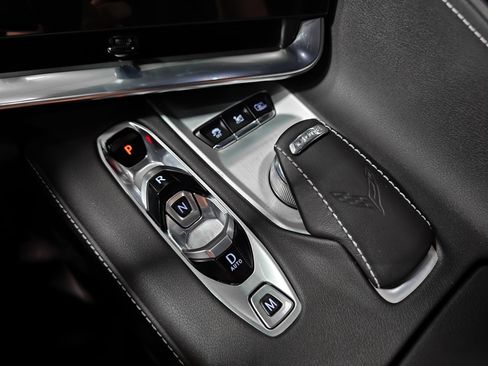 Used 2020 Chevrolet Corvette Stingray Preferred Cpe w/ 2LT Preferred Equipment Group RWD image 25