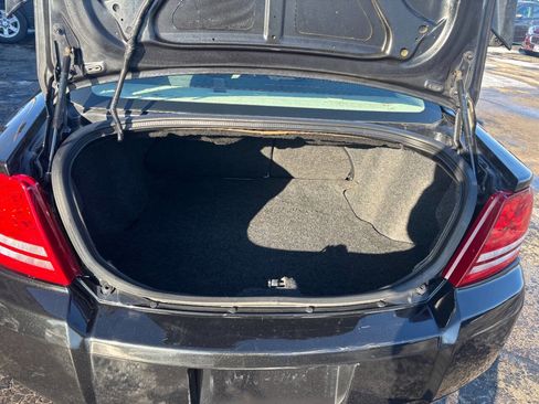 Used 2010 Dodge Avenger SXT image 12