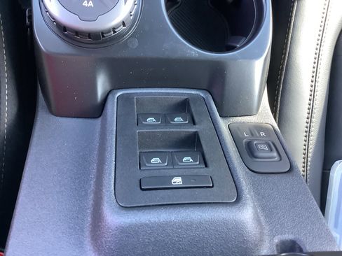 New 2025 Ford Bronco Badlands image 22