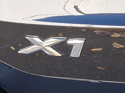 Used 2025 BMW X1 xDrive28i w/ Technology Package image 14