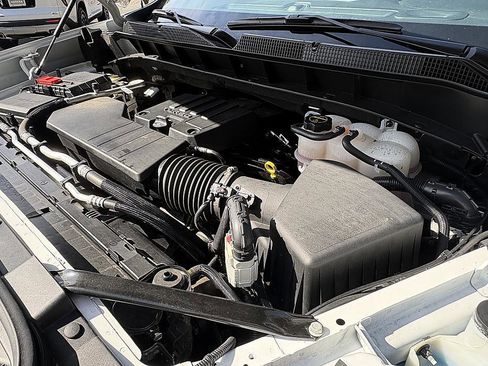 Used 2024 Chevrolet Silverado 1500 Custom AWD/4WD image 20