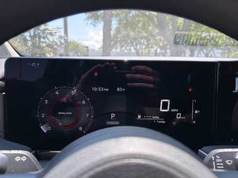 New 2025 Nissan Kicks S image 17