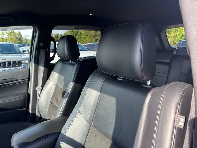Used 2020 Jeep Grand Cherokee Altitude AWD/4WD image 9