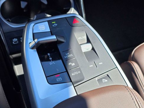 Used 2025 BMW X1 xDrive28i w/ Technology Package image 26