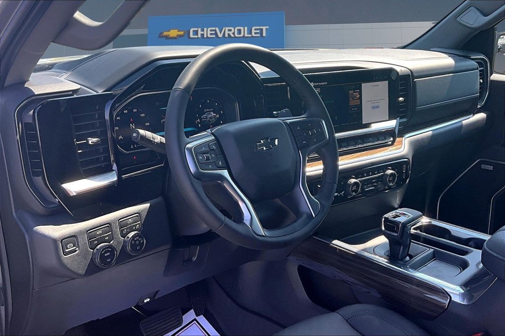 New 2026 Chevrolet Silverado 1500 RST w/ Convenience Package II AWD/4WD image 7