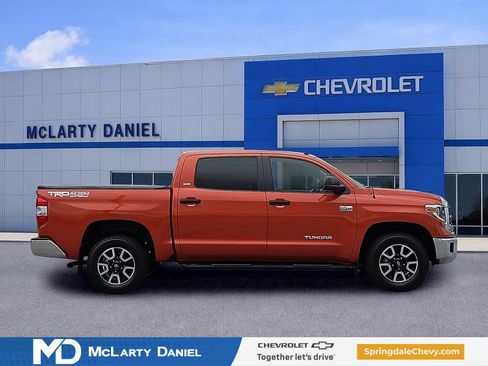 Used 2018 Toyota Tundra SR5 w/ TRD Off Road Package AWD/4WD image 6