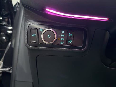 Certified 2025 Ford Explorer ST image 22