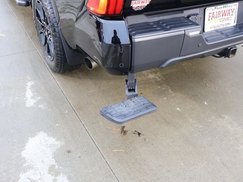 Used 2024 Toyota Tundra SR5 image 29