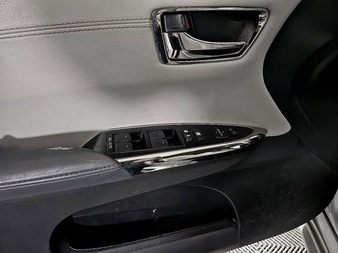 Used 2014 Toyota Avalon XLE image 12
