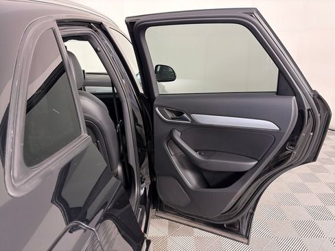Used 2018 Audi Q3 2.0T Premium AWD/4WD image 29
