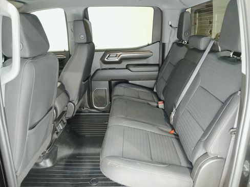 Used 2023 Chevrolet Silverado 1500 LT AWD/4WD image 11