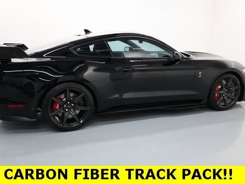 Used 2022 Ford Mustang Shelby GT500 w/ Carbon Fiber Track Pack image 3