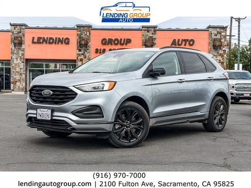 Used 2024 Ford Edge SE w/ Black Appearance Package AWD/4WD image 1