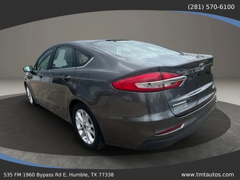 Used 2020 Ford Fusion SE FWD image 4