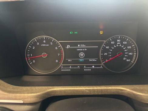 Used 2023 Kia Sorento S w/ Panoramic Sunroof Package image 2