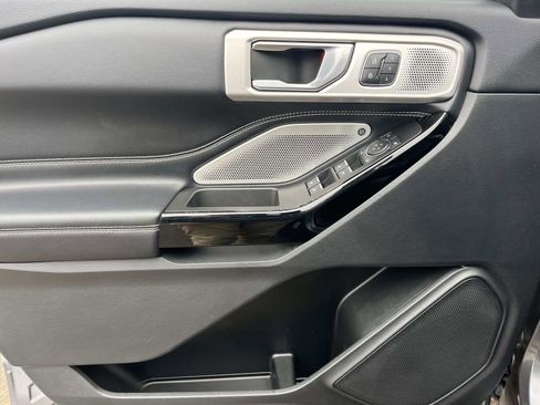 Used 2022 Ford Explorer ST w/ Equipment Group 401A image 22