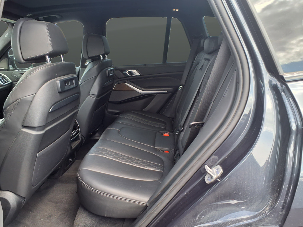Used 2021 BMW X5 M50i w/ Executive Package AWD/4WD image 87