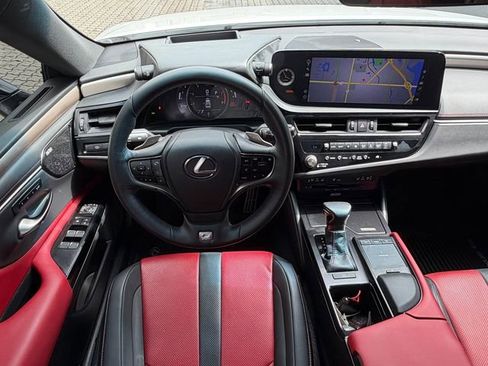 Used 2022 Lexus ES 350 F Sport w/ Accessory Package 2 FWD image 17