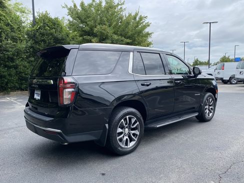 Used 2021 Chevrolet Tahoe LT w/ LT Signature Package AWD/4WD image 9
