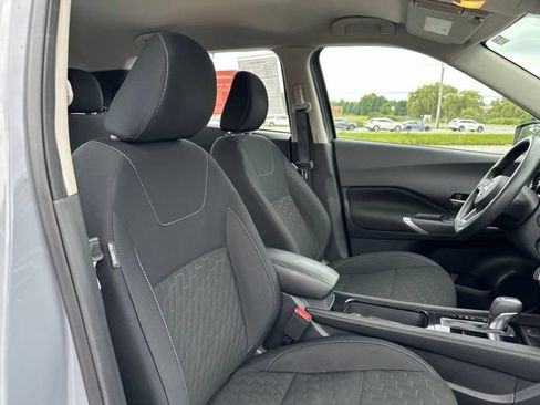 Used 2023 Nissan Kicks SV FWD image 18
