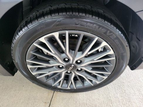 Used 2024 Kia Forte GT-Line w/ GT-Line Premium Package FWD image 22