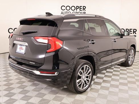 Used 2022 GMC Terrain Denali image 21