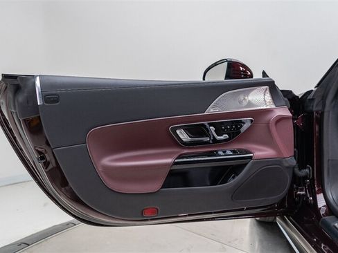 Used 2024 Mercedes-Benz SL 55 AMG 4MATIC w/ Manufactur Interior Package image 68
