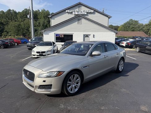 Used 2016 Jaguar XF Premium AWD/4WD image 1