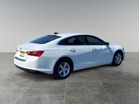 Used 2024 Chevrolet Malibu LS image 5