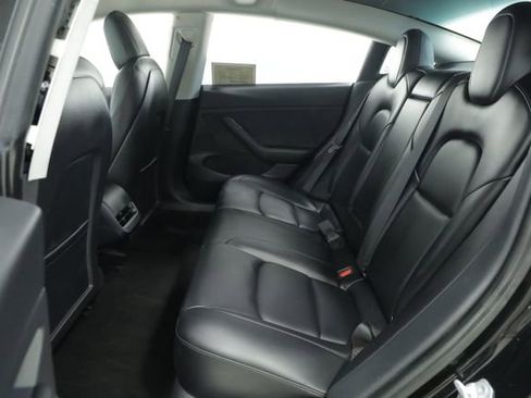 Used 2021 Tesla Model 3 Standard Range Plus image 30