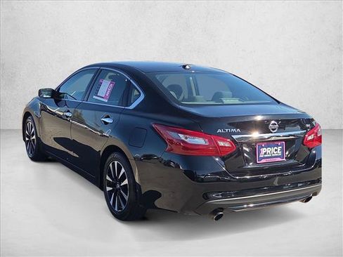 Used 2018 Nissan Altima 2.5 SV FWD image 8