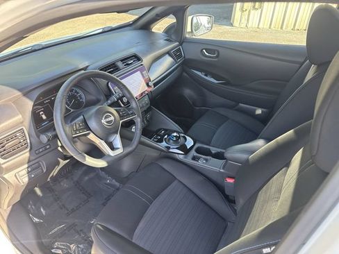 Certified 2024 Nissan Leaf SV Plus FWD image 15