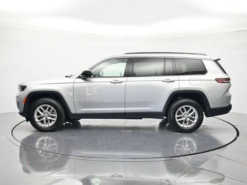 Used 2024 Jeep Grand Cherokee L Laredo RWD image 8
