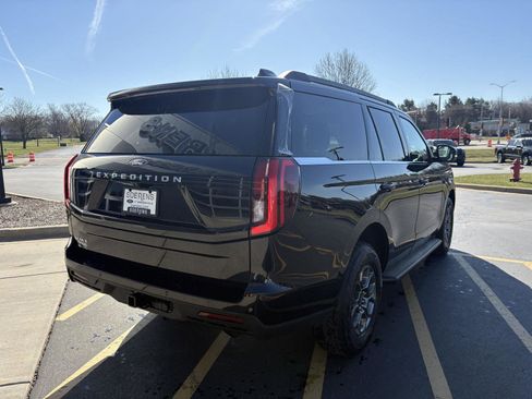 New 2026 Ford Expedition Active AWD/4WD image 6