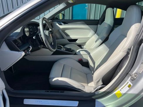 Used 2020 Porsche 911 Carrera S image 78