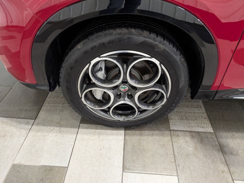 Used 2024 Alfa Romeo Tonale Ti image 7