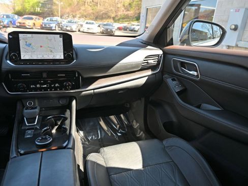 Used 2023 Nissan Rogue Platinum w/ Platinum Premium Package AWD/4WD image 15