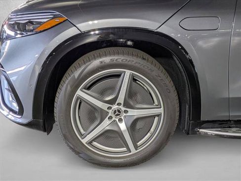 New 2026 Mercedes-Benz EQS 550 4MATIC SUV image 10