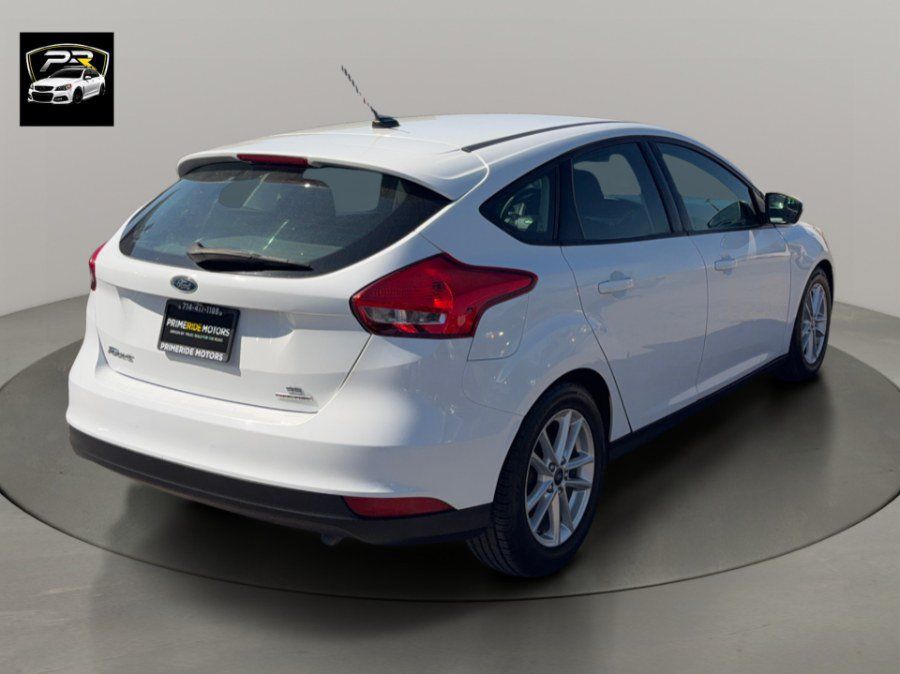 Used 2016 Ford Focus SE FWD image 5