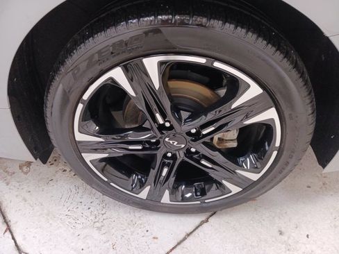 Used 2023 Kia K5 GT-Line image 28