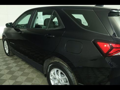 Used 2024 Chevrolet Equinox LS w/ LPO, Floor Liner Package image 16