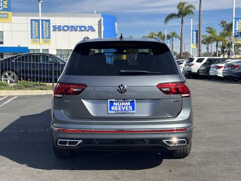 Used 2022 Volkswagen Tiguan SEL R-Line image 28