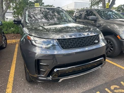 Used 2020 Land Rover Discovery Landmark image 19