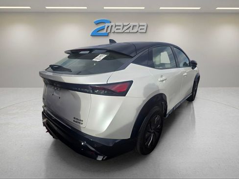 Used 2024 Nissan Ariya AWD image 3