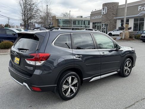 Used 2019 Subaru Forester Touring image 5