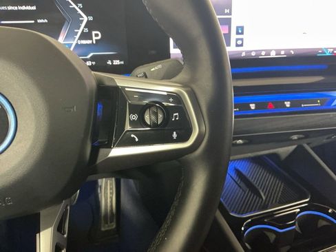 Certified 2025 BMW i5 xDrive40 w/ M Sport Package image 15