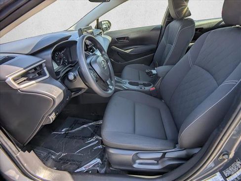 Used 2025 Toyota Corolla LE FWD image 15