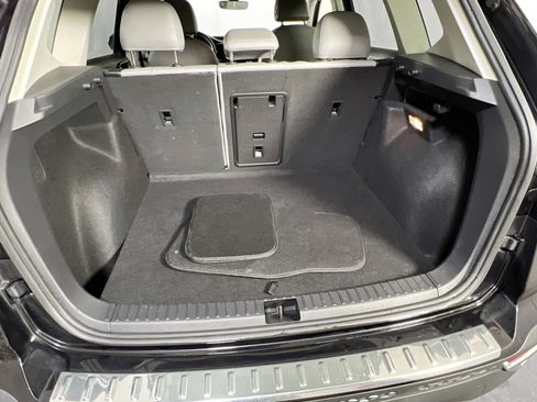 Used 2023 Volkswagen Taos SE image 24