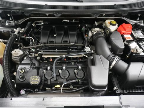 Used 2018 Ford Flex SE image 28